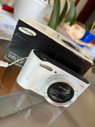 Samsung smart camera branca