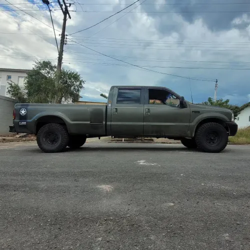Ford F-350 3.9 Cummins Turbo Diesel Mec. 2005