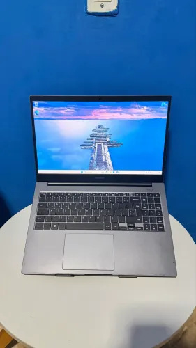 Notebook Samsung Book- i3 11ªGth 8Gb SSD 256Gb | Aceito cartão