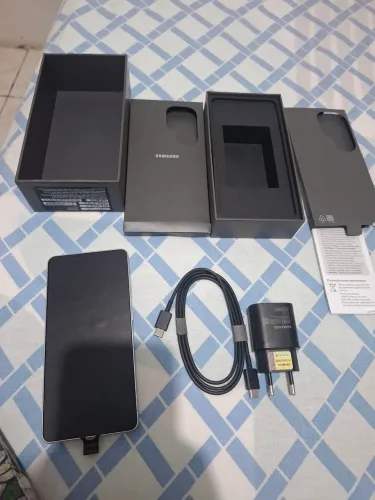 Galaxy s26 ultra 256GB, tirado apenas da caixa para fotos.