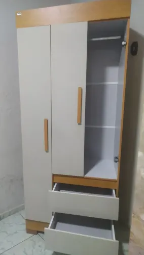 Guarda Roupa 3 Portas