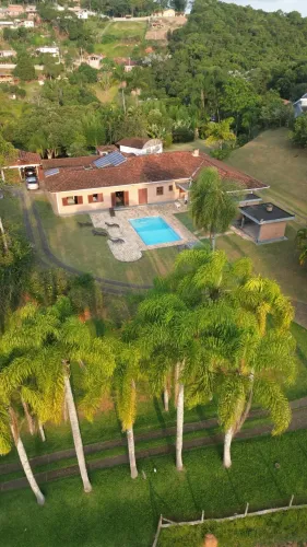 Belíssima chácara proximal ao centro de São José dos Campos