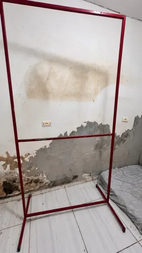 Vende se arara de roupas