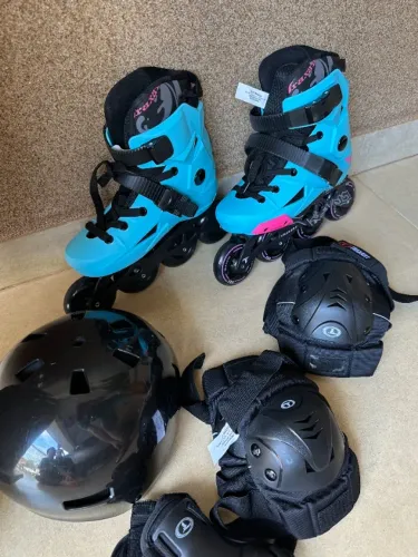 Patins Traxart Revolt 36/37 + capacete + Protetores (zerinho)