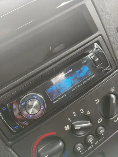 Pioneer Golfinho DEH-5180UB (Grafico de Drifting)