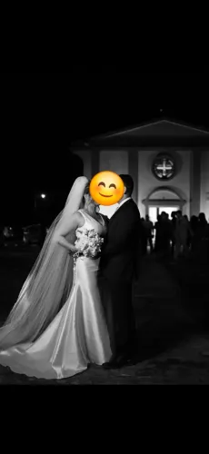 Vestido de noiva minimalista