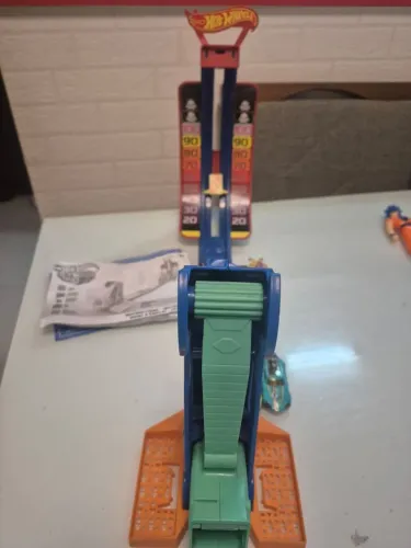 Pista Hot Wheels Acelerada Com Contador de Pontos