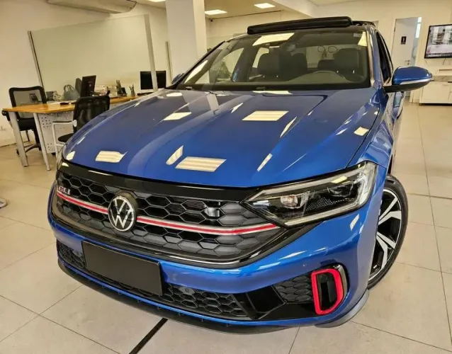 Volkswagen Jetta Comfortline 2.0 T.flex 8V 4P Tipt. 2024