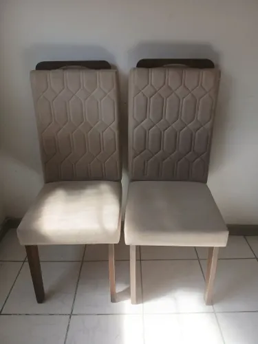 Conjunto de Cadeiras de Jantar