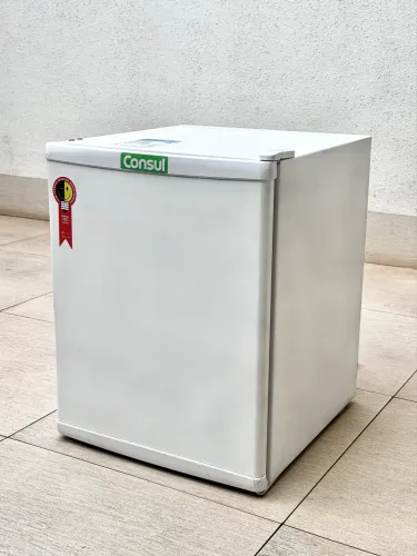 Frigobar Consul 80L Conservado