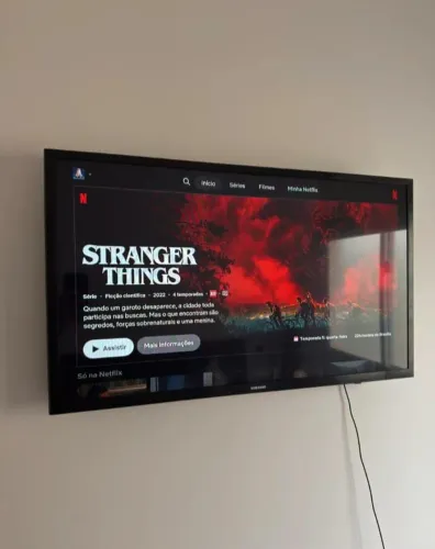 Smart Tv 32 Full HD Modelo Novo faço entrega aceito cartão