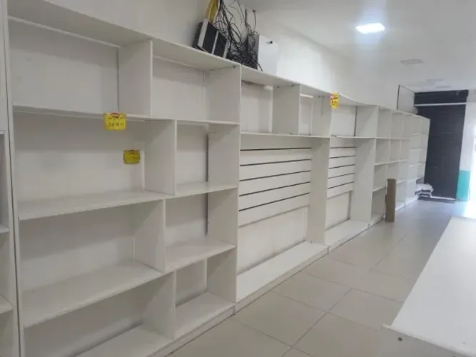 PRATELEIRA DE COMPESADOS DUPLA FACE BRANCO 15MM
