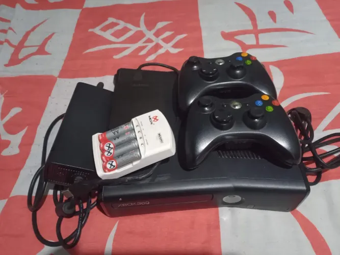 Xbox 360 Slim
