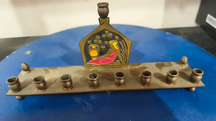 Vintage Menorah Latão Maciço Chanukkah