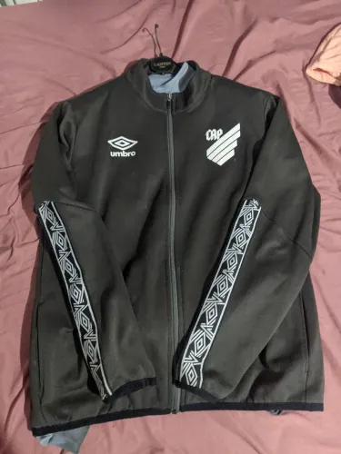 Jaqueta Athletico PR CAP viagem tam G
