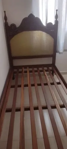 Cama Colonial de solteiro