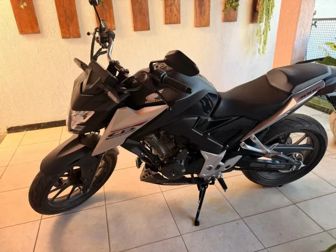 Vendo CB300