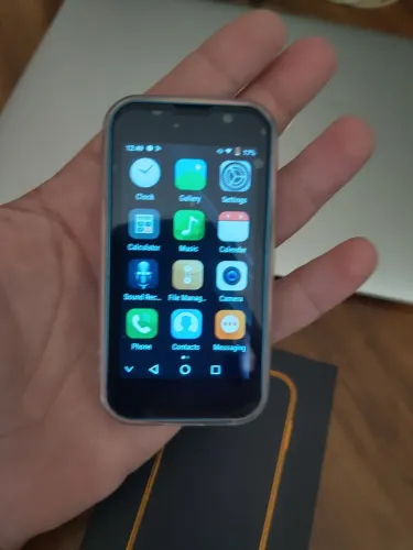Mini iPhone pro ANDROID!