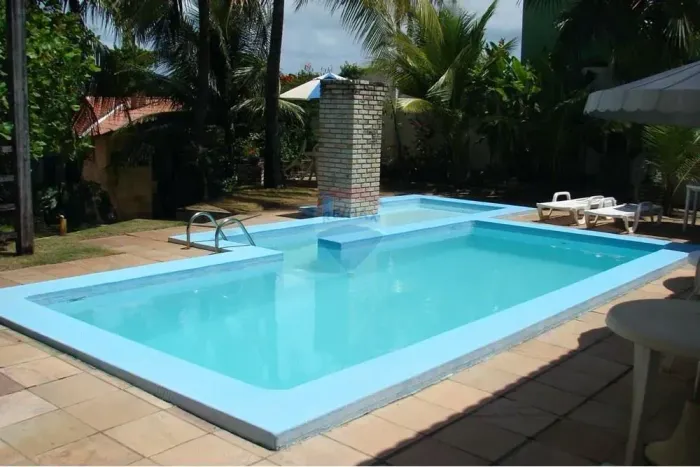 Oportunidade!! Casa 6/4 em Muriú 2000 m2 de área total e 1000 m2 de área construída