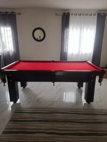 Mesa de Sinuca Completa e Impecável - Pronta para Jogar!