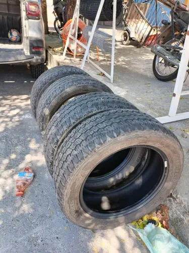 Pneus Goodyear 205/55 R16 AT Usados