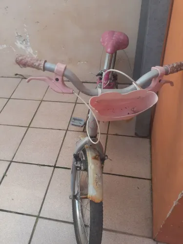 Bicicleta infantil aro 20 barbie