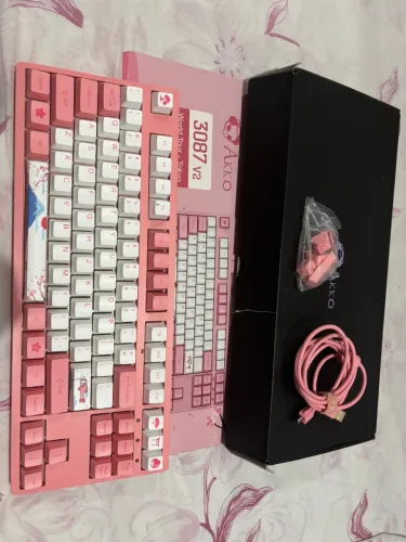 Teclado Mecânico Akko World Tour