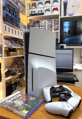 PlayStation 5 Slim Midia Fisica (PS 5) Videogame Novinho Com caixa 2 Controle e 2 Jogos