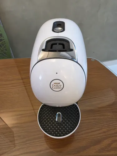 Cafeteira dolce gusto neo