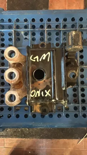 COXIM MOTOR DIREITO GM ONIX 14/18