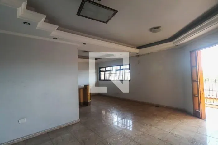 Casa à Venda - Sapopemba, 3 Quartos, 200 m2