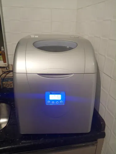 Máquina fazer gelo