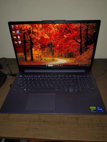 Lenovo Loq Essential i5 12450 hx 16gb ram ddr5 rtx 3050 6gb