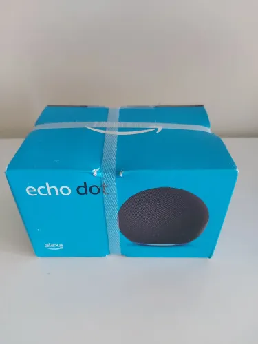 Alexa nova e na caixa
