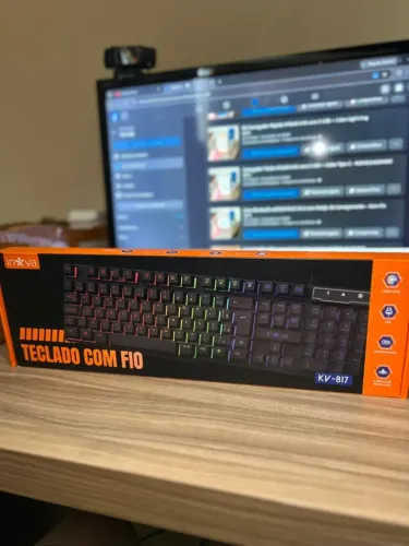 Teclado Gamer Inova KV-817 com Fio - Luz RGB