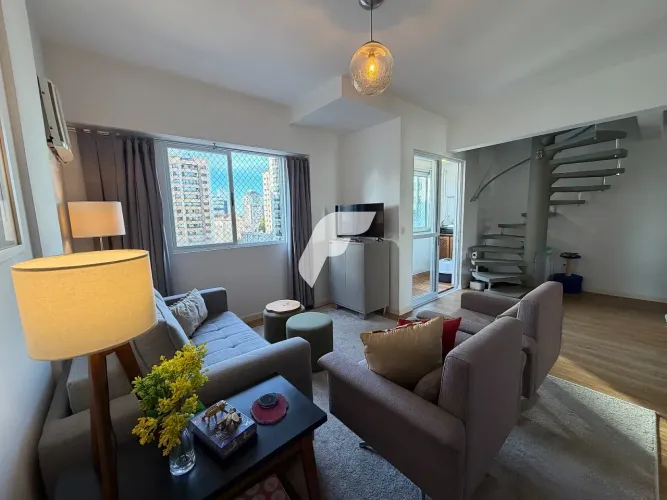 Apartamento duplex com 1 dormitórios à venda, no Centro em Florianópolis