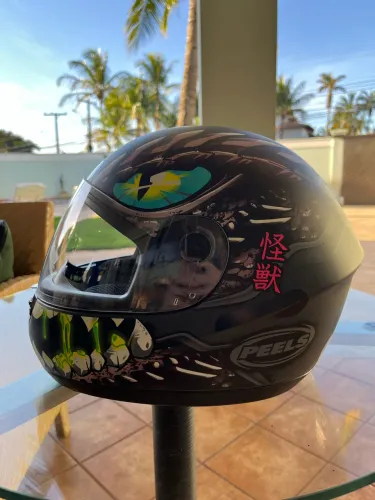 CAPACETE DE MOTO - PEELS - TAMANHO 56