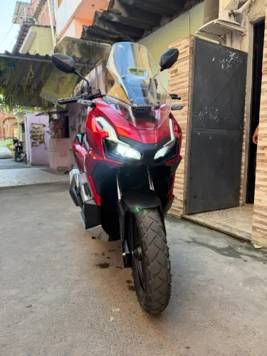 Honda Adv 2025