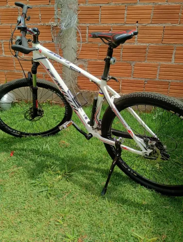 Bicicleta vincinitech T-NINE Aro 29