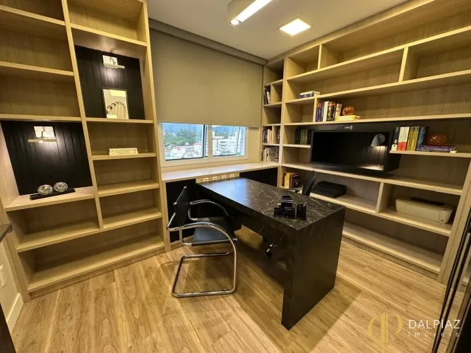 Excelente Sala Comercial na Trindade toda mobiliada para locação