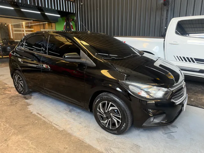 Chevrolet Onix Hatch LT 1.0 8V Flex Mec. 4P 2019