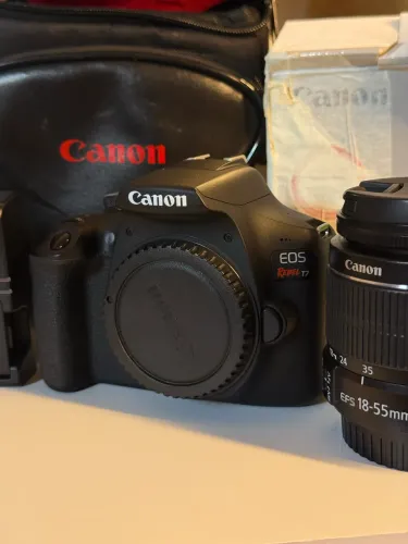Cânon T7+ Plus com lente 18-55mm