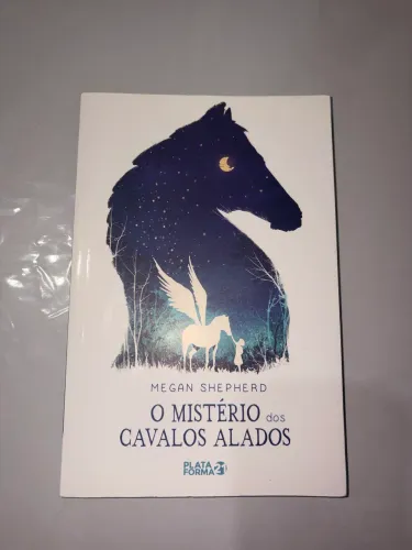 Livro O Mistério dos Cavalos Alados