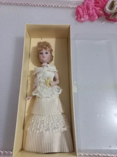 Boneca damas de época