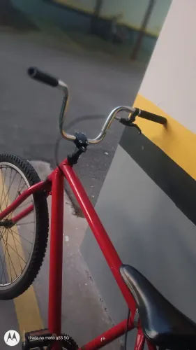 Bicicleta montadinha aro 26 BH