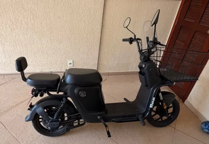 Autopropelido Bee S1 500W