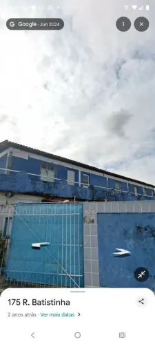 Aluga-se casa no Bairro Industrial