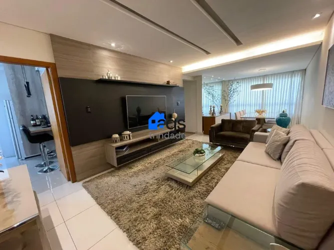 Apartamento em Sagrada Família com 94 m² , 3 quarto(s) , 1 suíte(s) , 2 vaga(s).