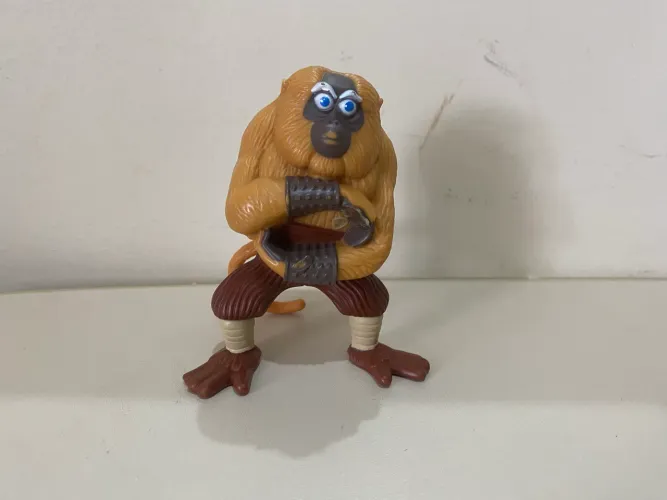 Boneco Mestre Macaco Kung Fu Panda
