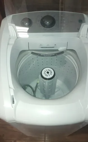 Máquina de Lavar Colormaq 12kg semi-nova